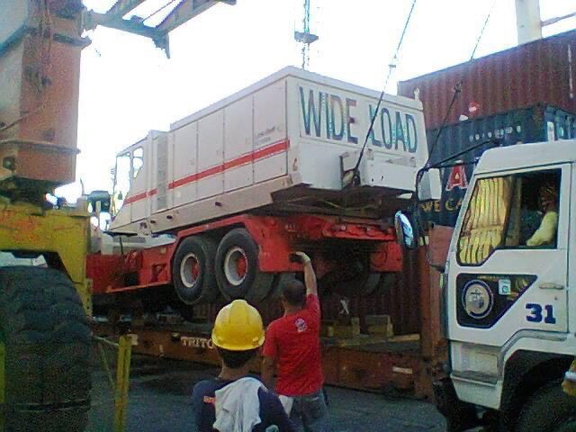 CUSTOMS & CONSULTANCY photograph