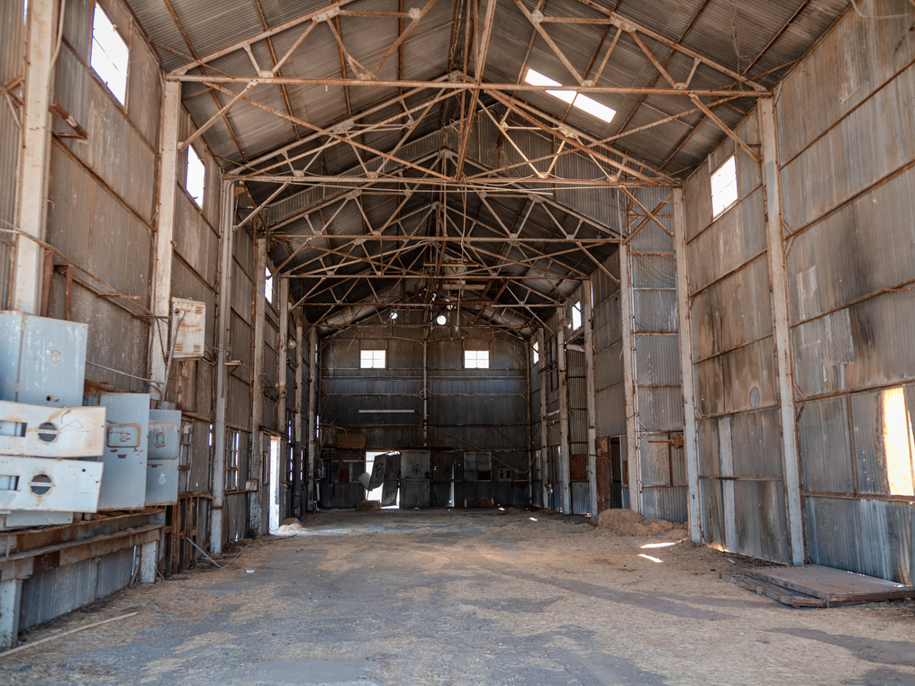 WAREHOUSING & 3PL